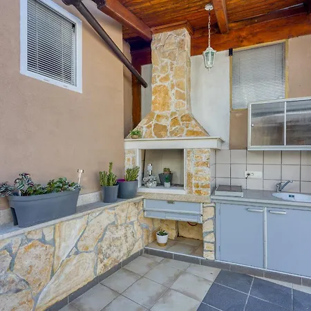 Stojanovski Apartment *